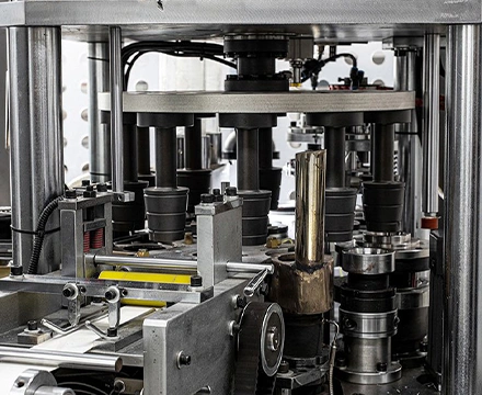 High-Speed, Stable Production to Meet the Demands of Large Orders